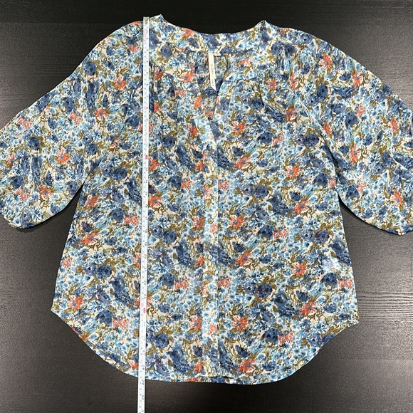 Bellatrix Floral Blouse - Picture 7 of 10